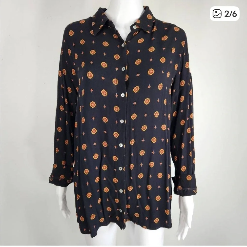 🖤FP Button Down - Picture 2 of 3